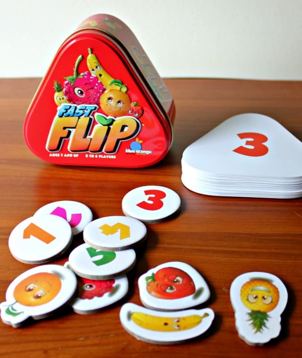 Fast Flip Card Game by Blue Orange Games