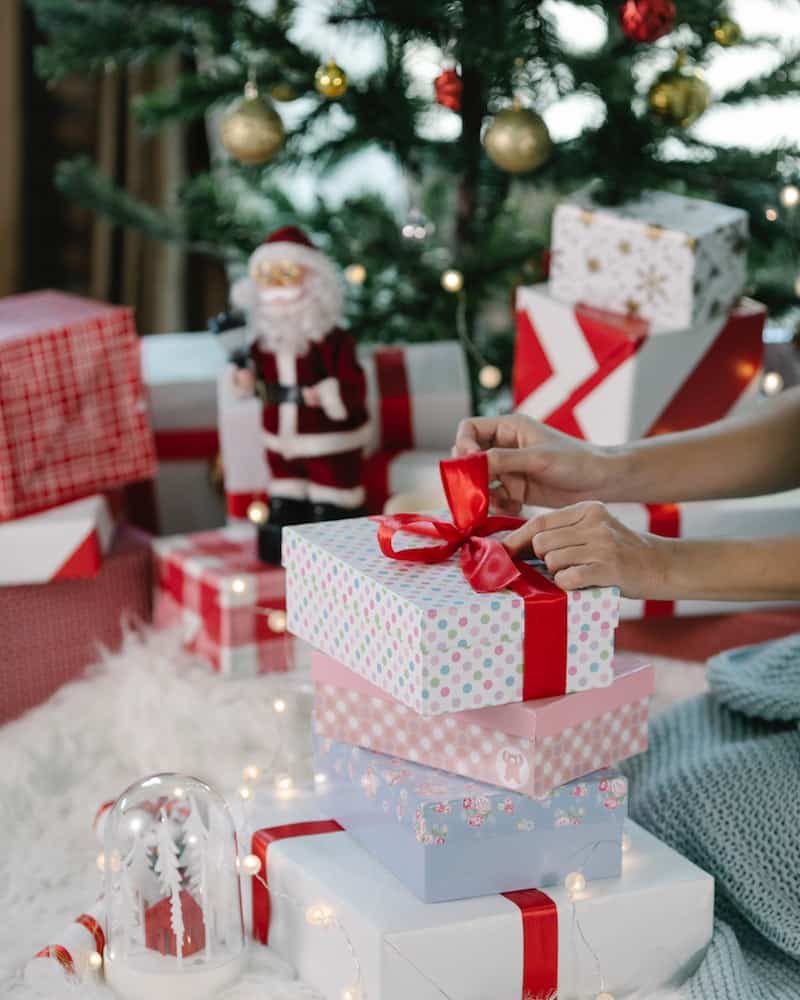 Have the kids already given you a Christmas wish list a mile long? Learn how to use the 5 gift rule and which gifts should be on your list.