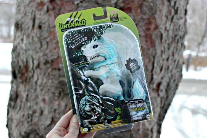 UNTAMED Sabre Tooth Tigers and Dire Wolves From WowWee