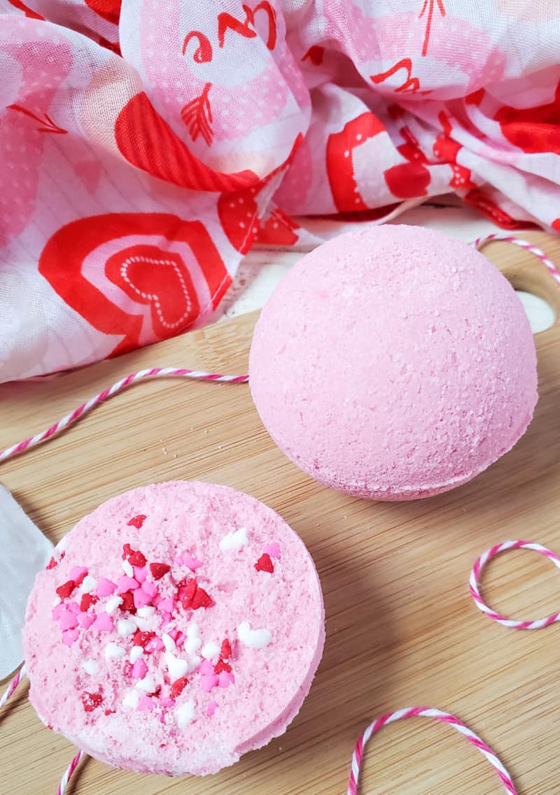 If you're looking for a bath bomb for kids, why not make these sprinkle bath bombs. Learn to make a sprinkle bath bomb to make tub time fun.