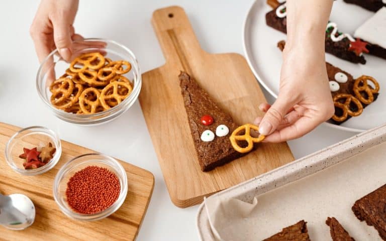 Holiday Brownies Recipe and Decorating Tips | In Our Spare Time