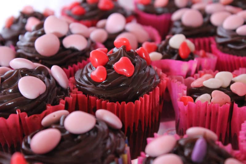 Chocolate Valentine cupcakes for kids