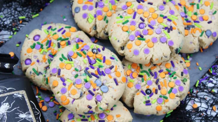 You can make these Halloween cookies without cutters! This is an easy Halloween recipe with just a few basic ingredients and a cookie sheet.