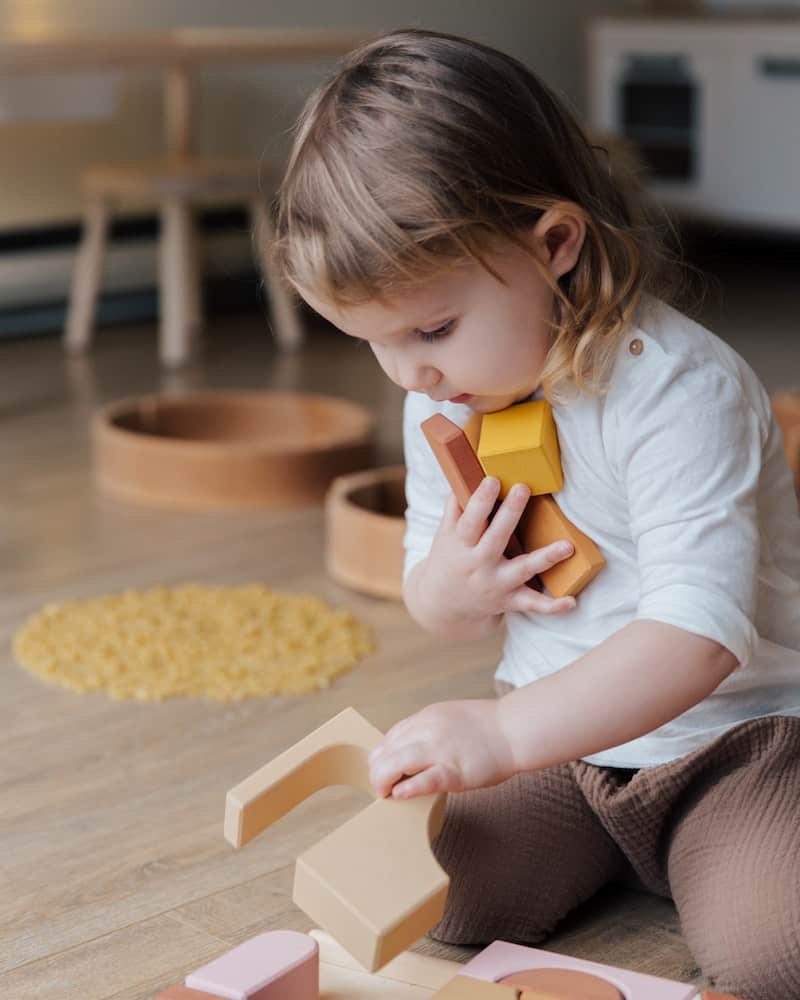Check out these critical thinking activities for toddlers. Learn more about how to teach critical thinking skills to preschoolers at an early age.
