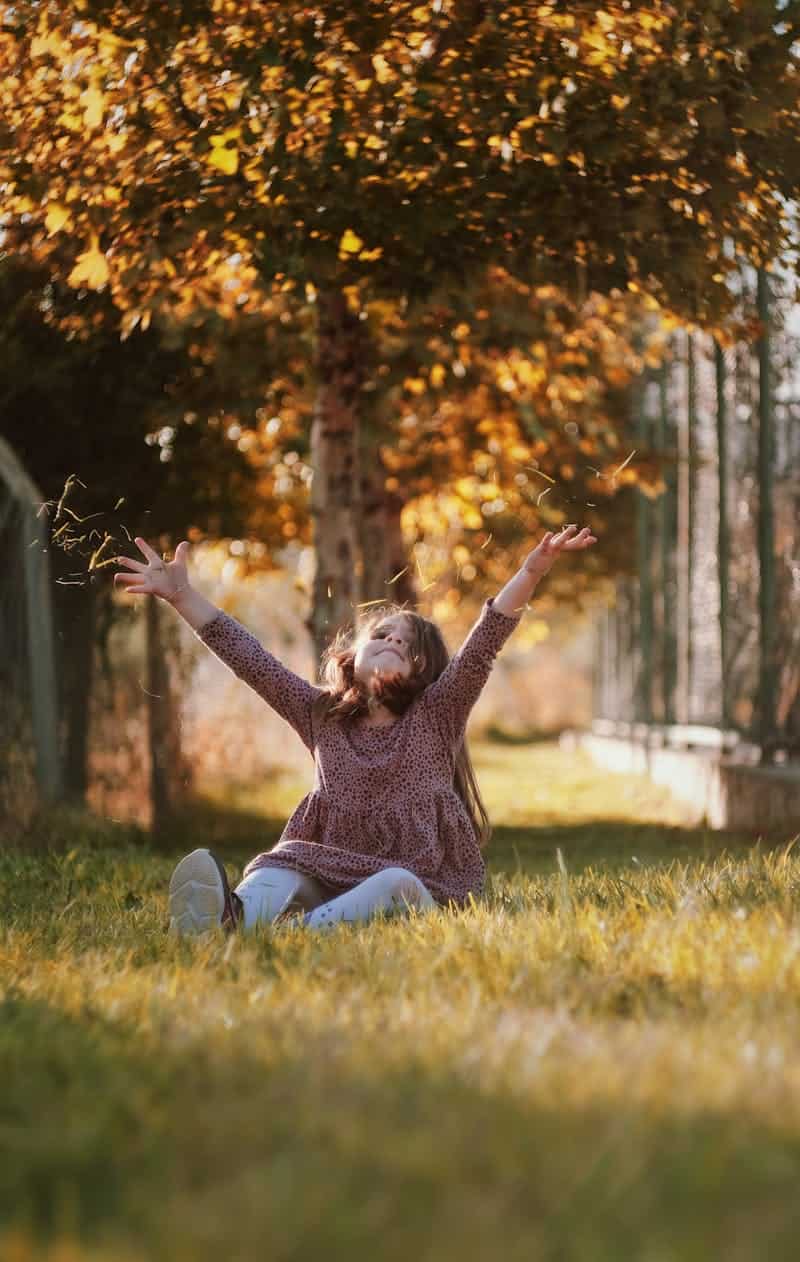 Check out these ideas for fall family fun on a budget. As the leaves change color and the air turns crisp, fall presents the perfect opportunity for families to come together and enjoy the simple pleasures of the season.